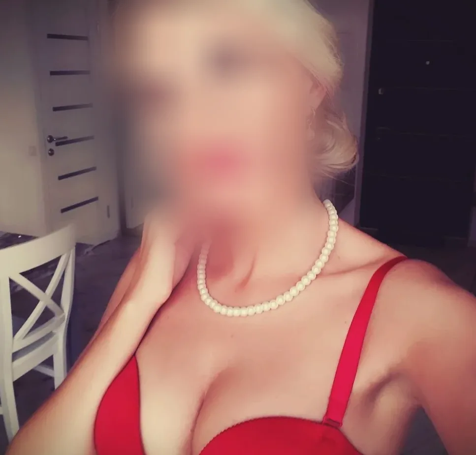 Chloe, 36 años